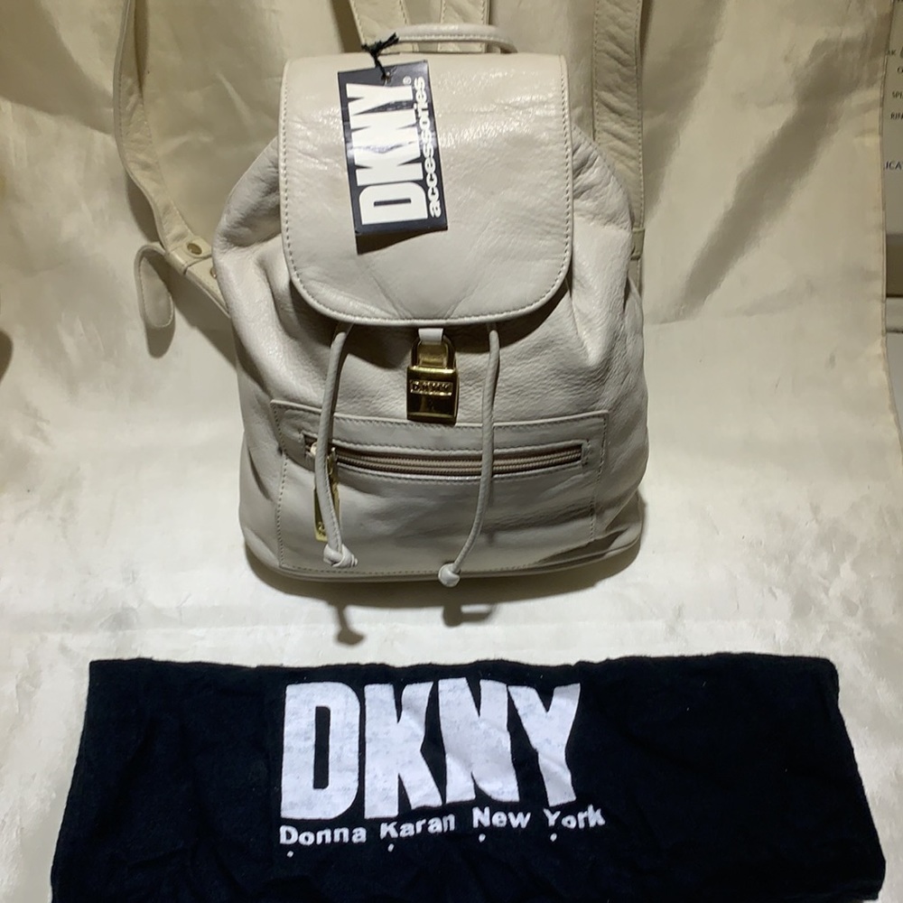 NEW DONNA KARAN DKNY QUALITY LEATHER BACKPACK